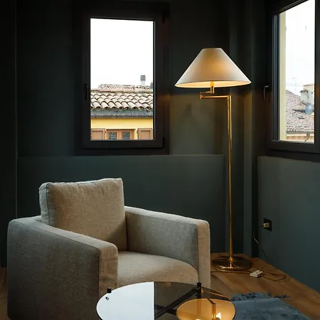 Quartopiano Apartment Modena